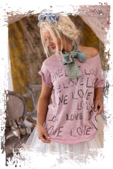 Love Amor Tee