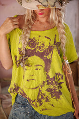 Butterfly Despierta Corazón Tee