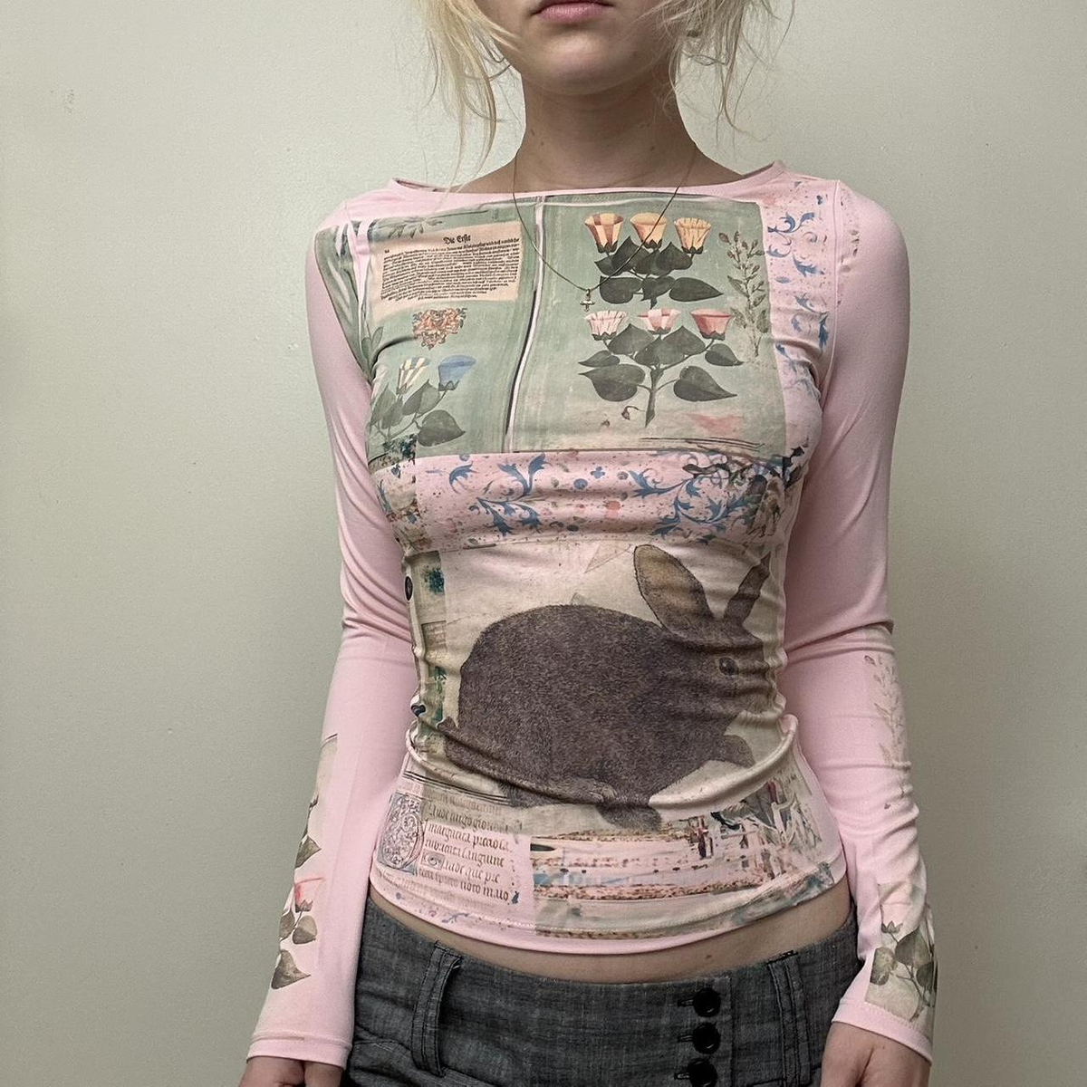 Printed long-sleeved top