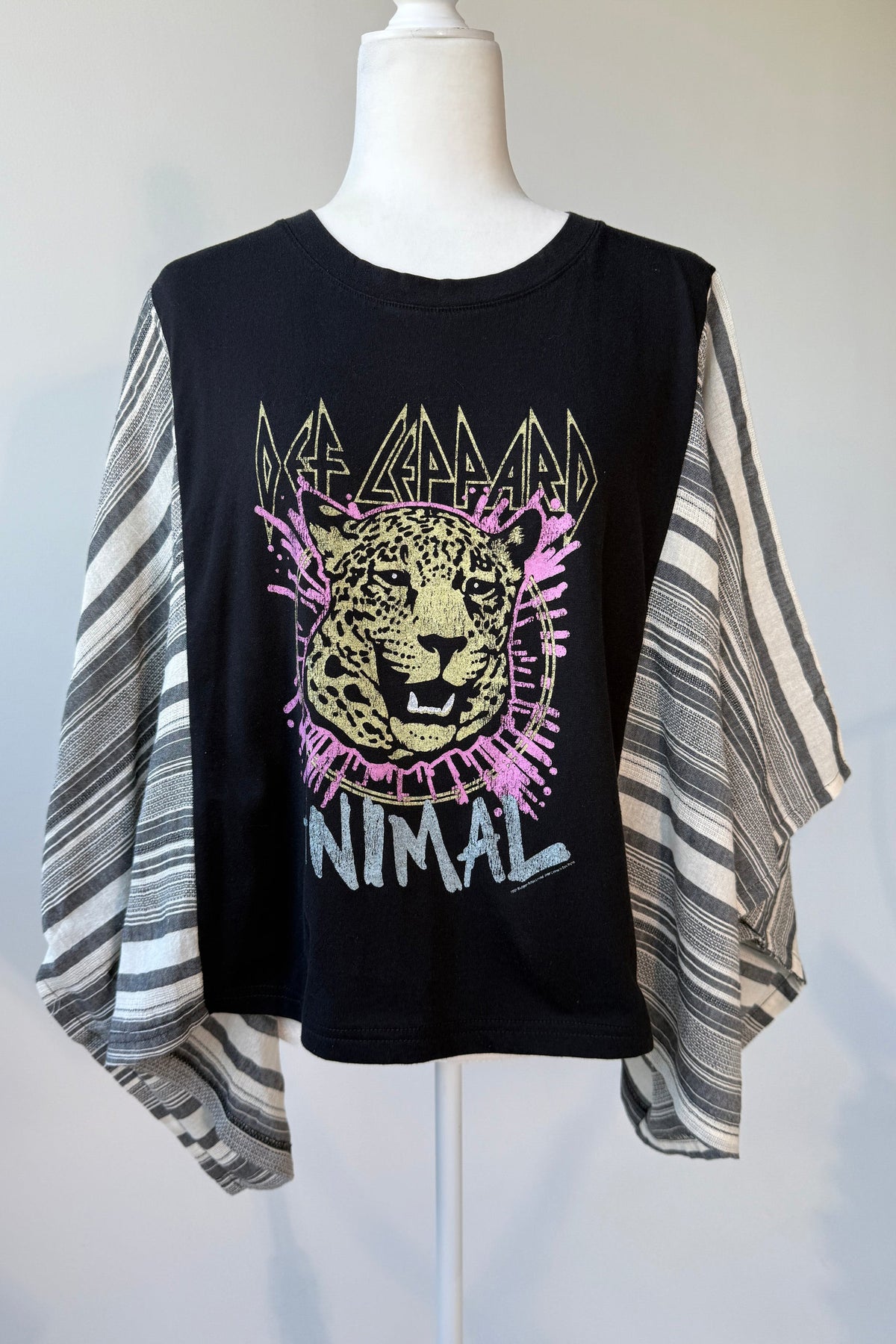 Def Leppard Mix & Match Tee Black Stripe