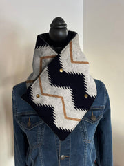 Western Simple Stripe Print Aztec Warm Neck Hood