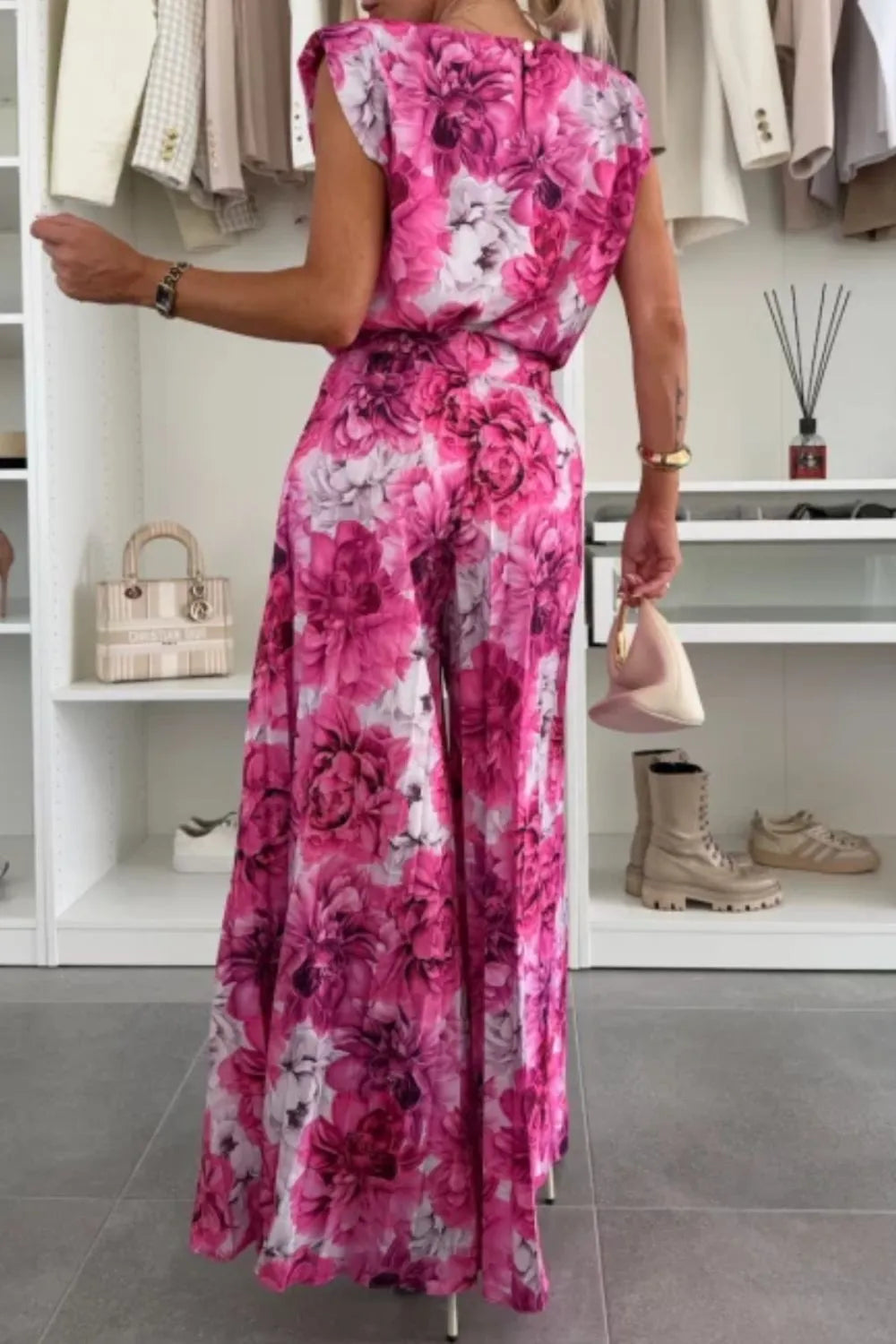 Round Neck Top and Pleated Pants Set