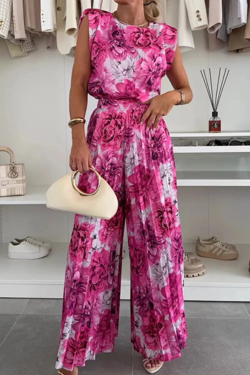 Round Neck Top and Pleated Pants Set