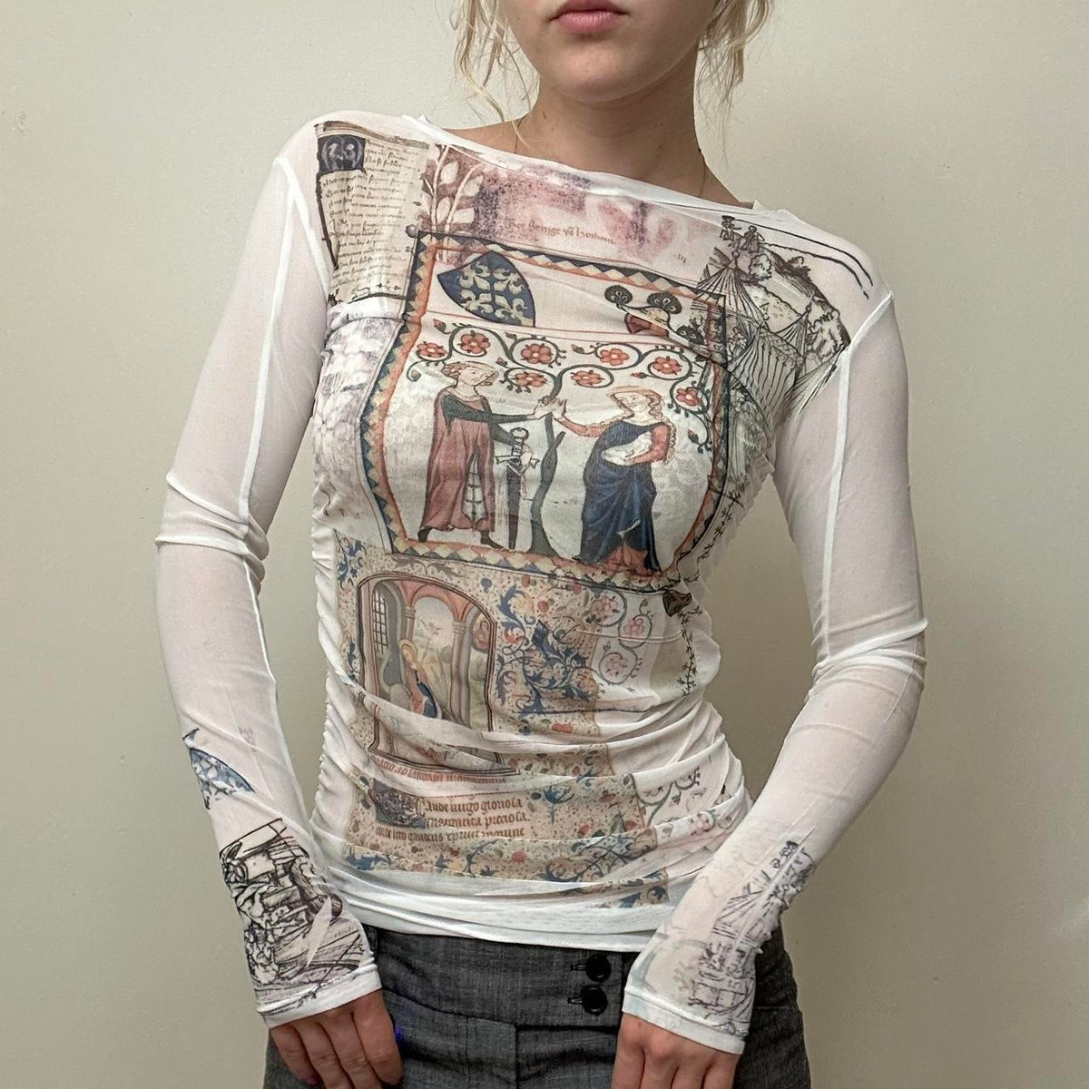 Printed long-sleeved top