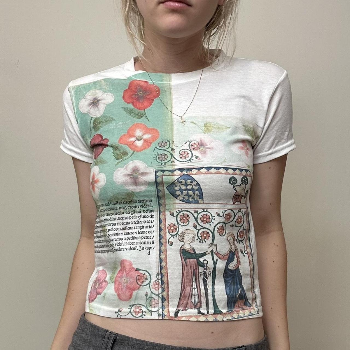 Women's short-sleeved